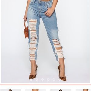 Distressed Boyfriend Jeans